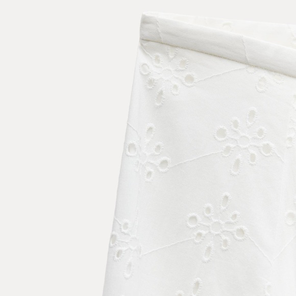 Zara ZW voluminous skirt with cutwork embroidery - Picture 7 of 10